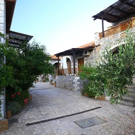 Inn Stephanou