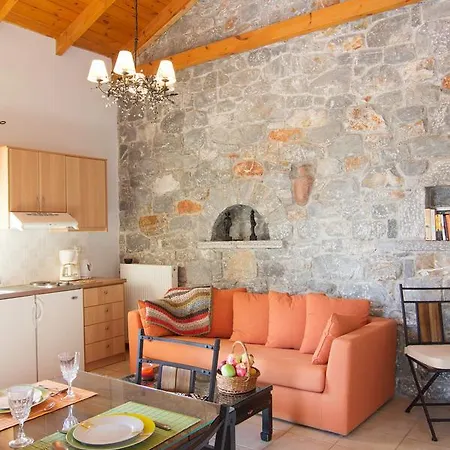 Inn Stephanou