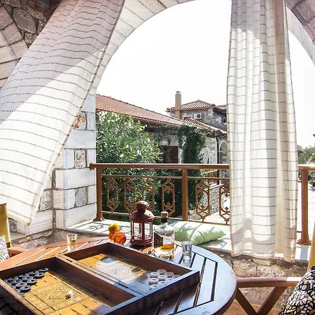 Inn Stephanou